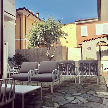 Milton Marina di Pietrasanta